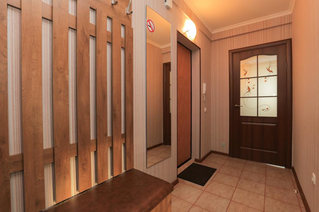 Apartment On Obolonskiy Prospect 12 Kyiv Exterior photo