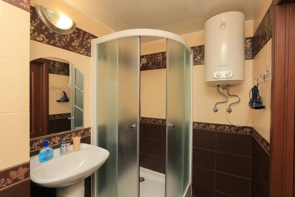 Apartment On Obolonskiy Prospect 12 Kyiv Exterior photo